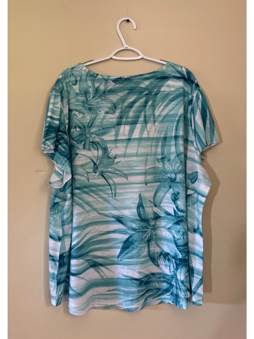 Davina Womens 3X Teal And White Tropical Floral Print V-Neck Short Sleeve Blouse - Picture 2 of 3